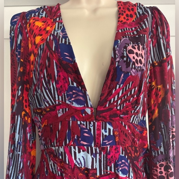 Free People Audrey Long Sleeve V-Neck Romper printed red combo Size 2 - Picture 4 of 5